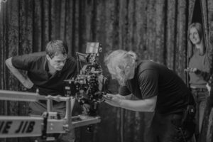 Moritz + Quentin BTS Kran Einrichten